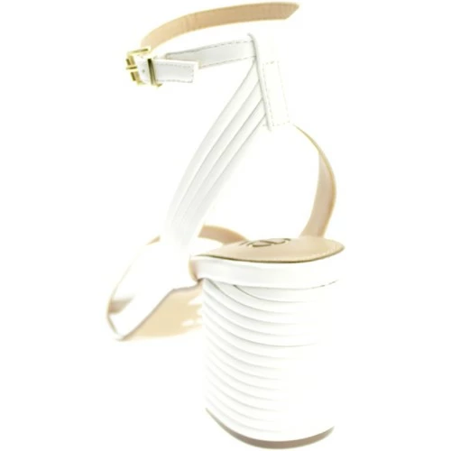 Exé Shoes ADELE-477 Sandales et Nu-pieds Couleur Blanc 5 Exé Shoes ADELE-477 Sandales et Nu-pieds Couleur Blanc – Image 3